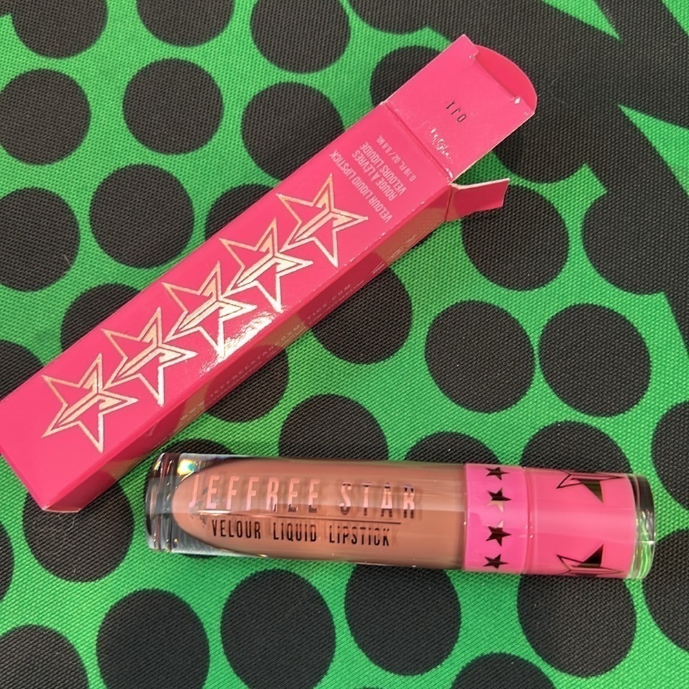 Brand new Jeffree star cosmetic velour liquid lipstick Christmas cookie nude